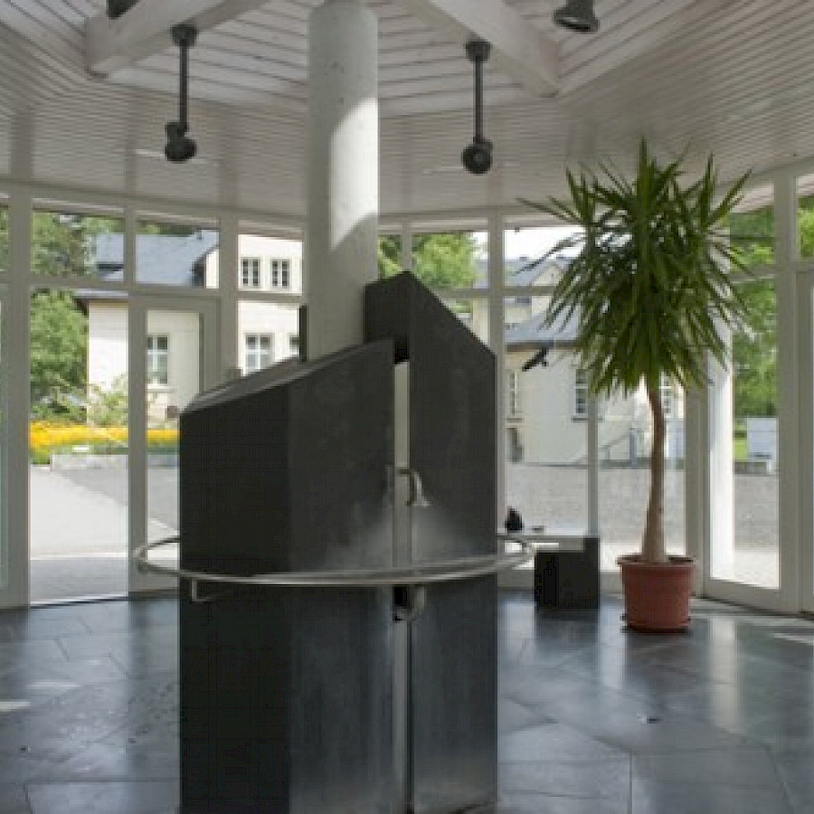 Heilbad Warmbad Trinkbrunnen