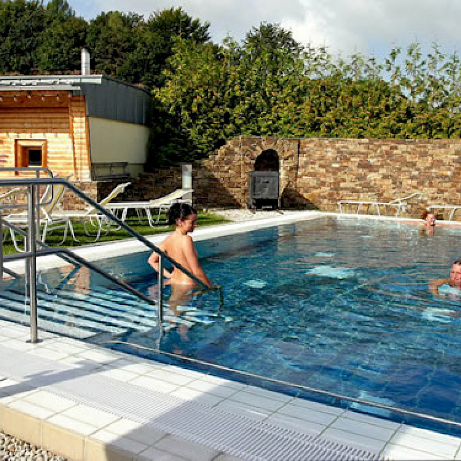 Silber-Therme Heilbad Warmbad, Außenbereich der Sauna