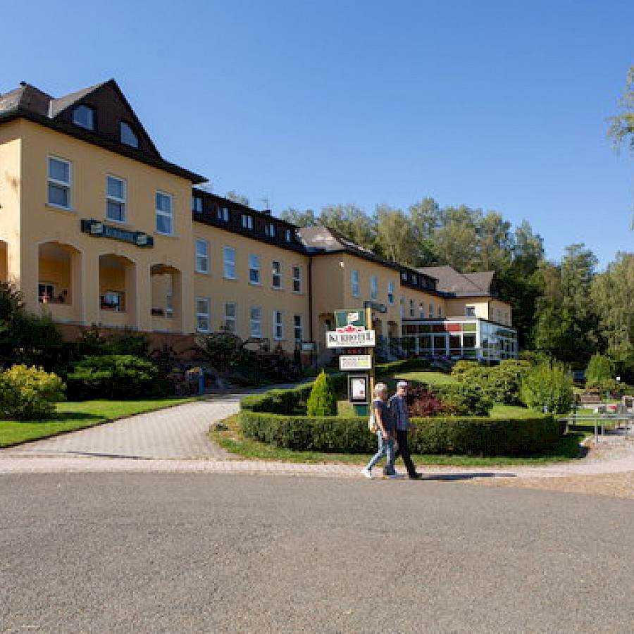 Bad Schlema Kurhotel Außenansicht