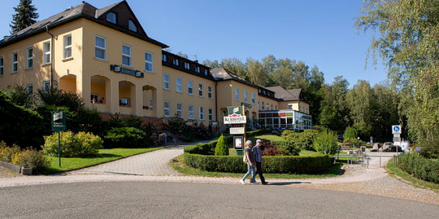 Bad Schlema Kurhotel Außenansicht